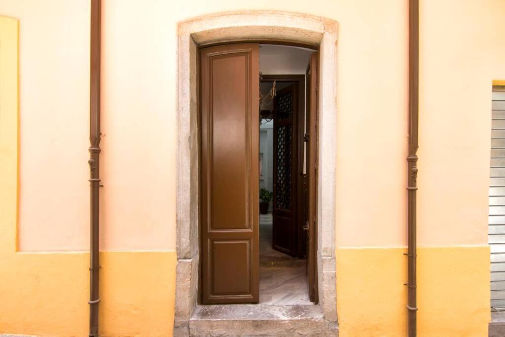 Rosarioseis Loft Corral Del Carbon Apartment Granada Exterior photo